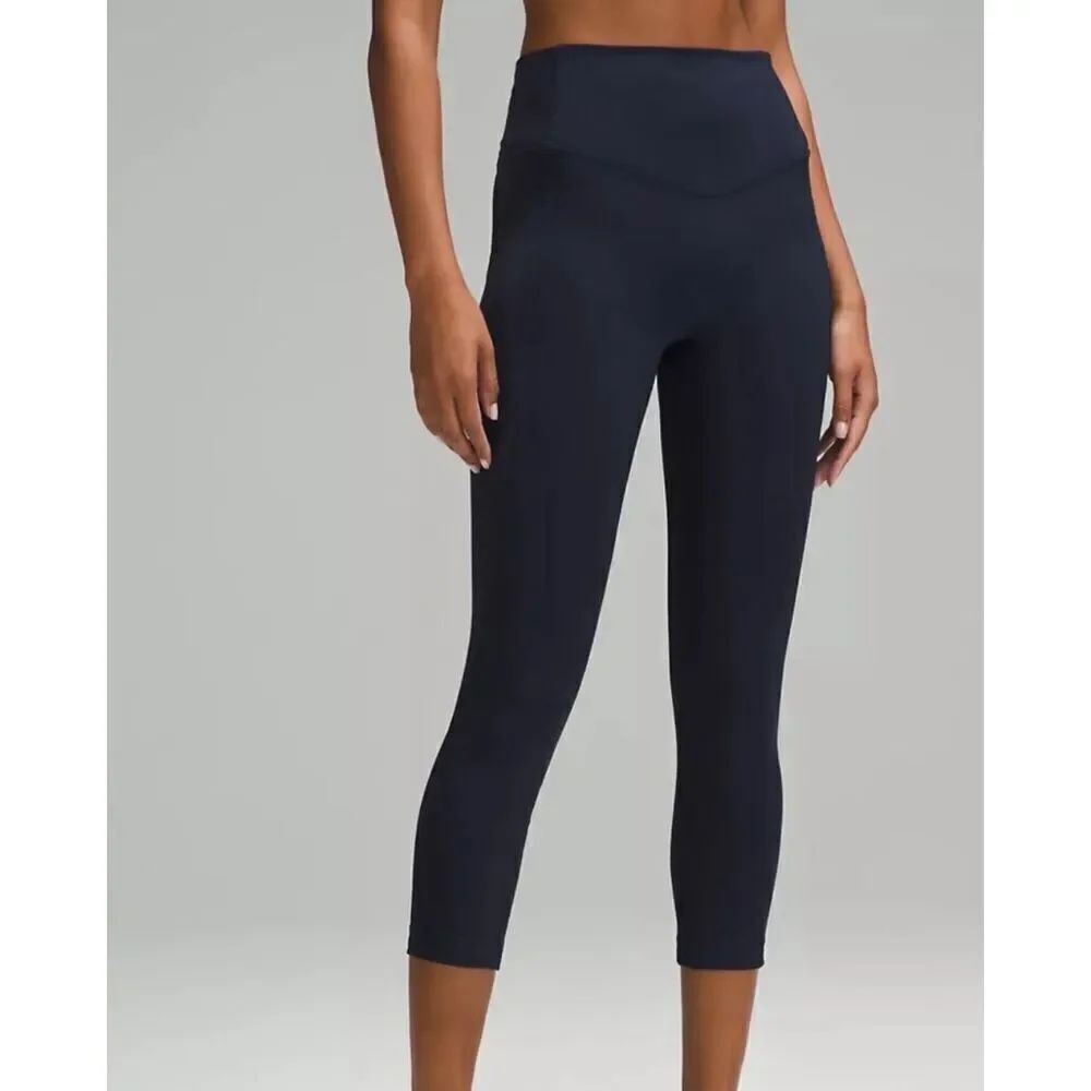 Lululemon All The Right Places High Rise Crop Leggings 23” Yoga Women’s 4